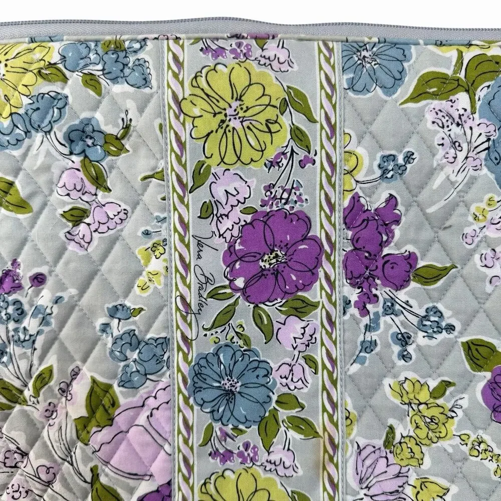 Vera Bradley 17